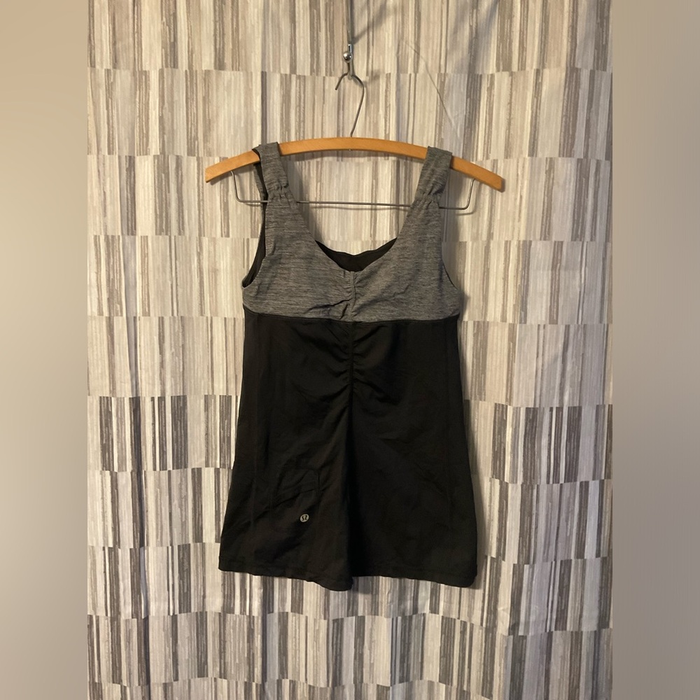 Lulu lemon tank